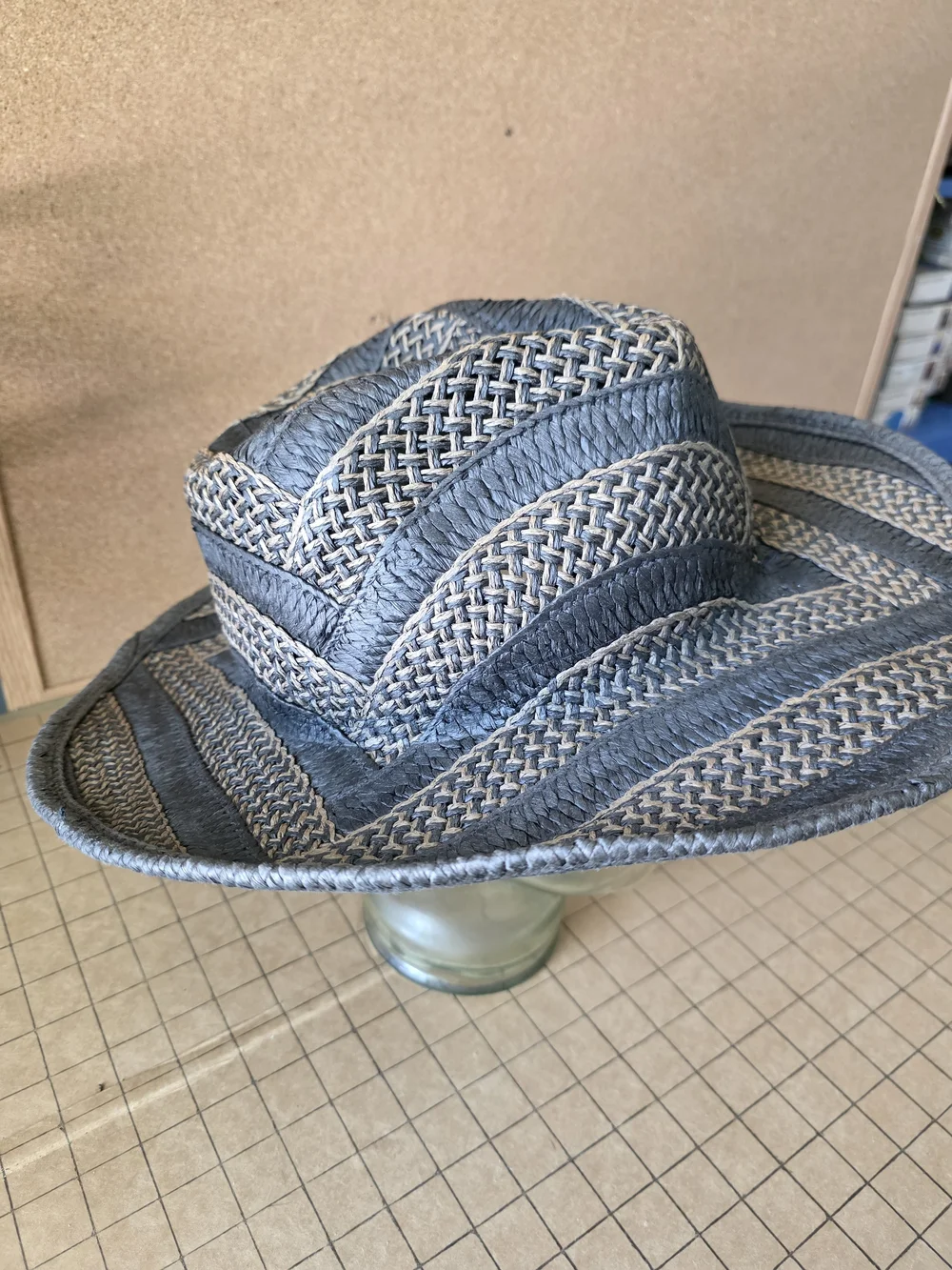 Paramount Outdoors Woven Straw Sun Hat Black Tan Chevron Unisex